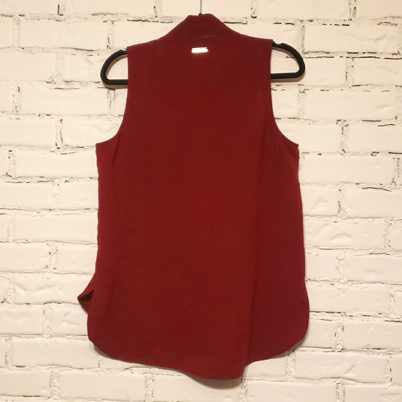 NWOT flowy Michael Kors scarlet sleeveless blouse size 14 - Picture 2 of 4